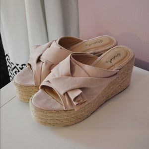 Pink Wedges
